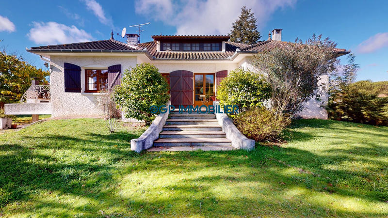 Maison ancienne - 142 m² - 4 pièces