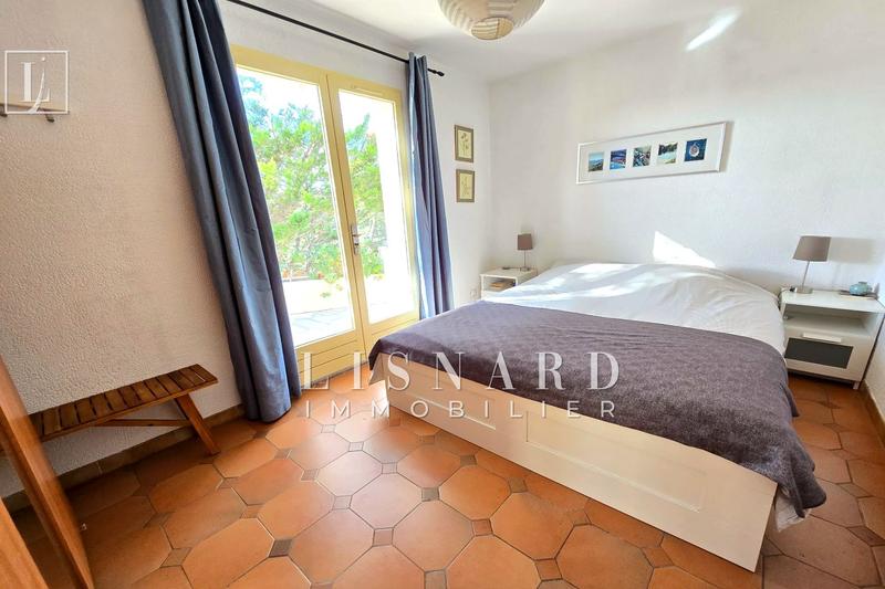 Maison - 104 m² - 4 pièces