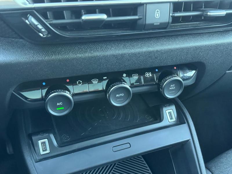 Citroën C4 PureTech 130 Eat8 Max