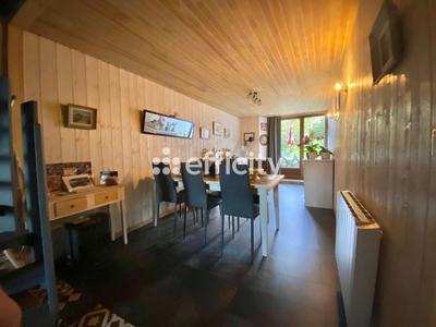 Maison - 70 m² - 5 pièces