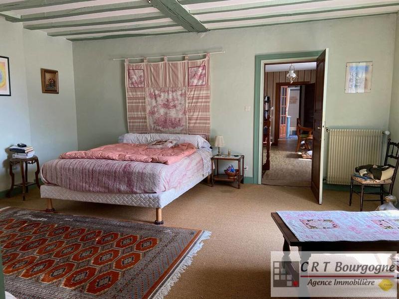 Maison ancienne - 215 m² - 7 pièces