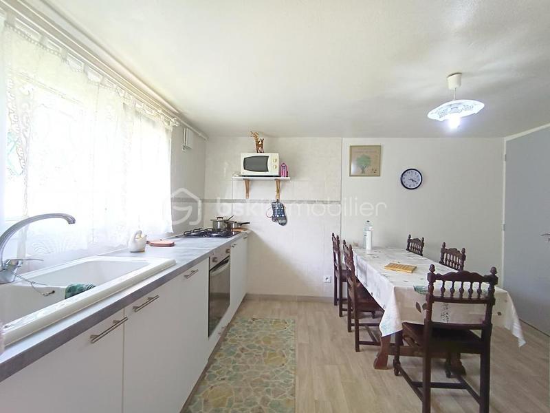 Maison traditionnelle - 150 m² - 8 pièces