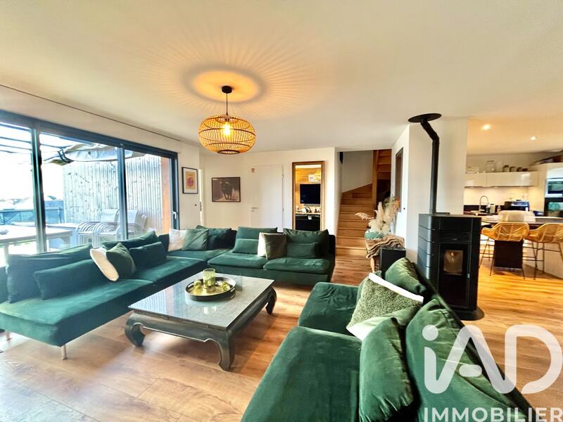 Maison de maîtres - 132 m² - 7 pièces