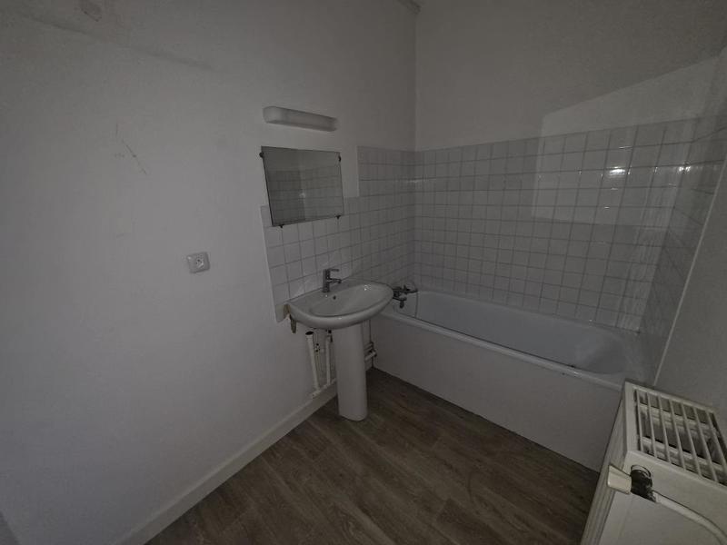 Appartement - 105 m² - 6 pièces