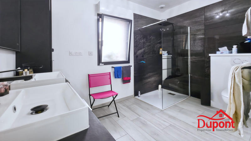 Maison - 158 m² - 5 pièces