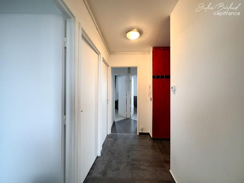Appartement - 64 m² - 3 pièces