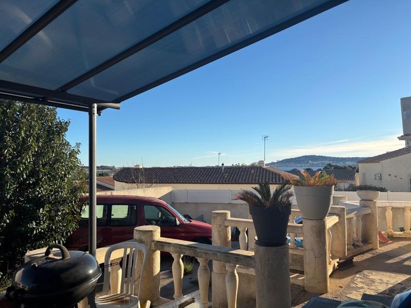 Maison - 96 m² - 4 pièces