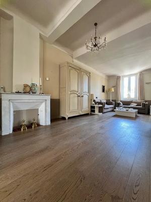 Maison de maîtres - 190 m² - 6 pièces