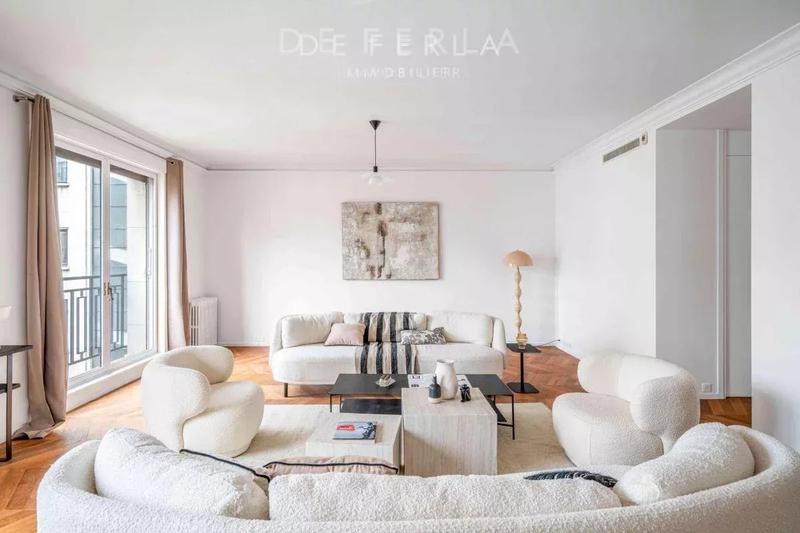 Appartement - 245 m² - 6 pièces