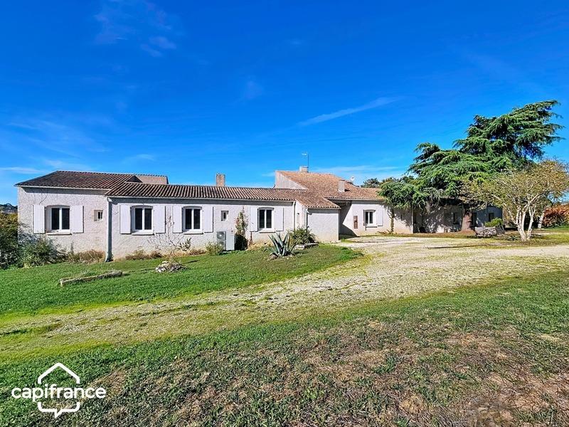 Maison - 449 m² - 18 pièces