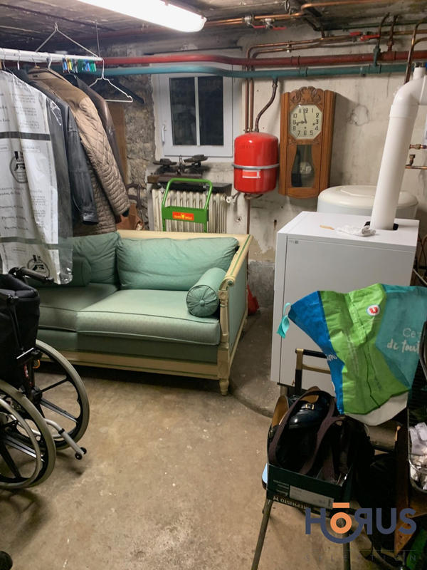 Viager - Maison traditionnelle - 165 m² - 6 pièces