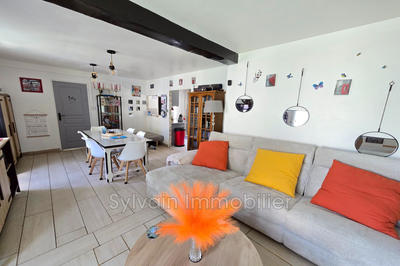 Maison - 88 m² - 6 pièces