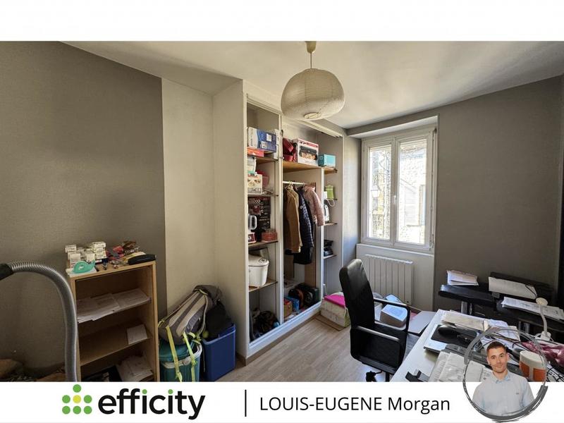 Immeuble - 306 m² - 15 pièces