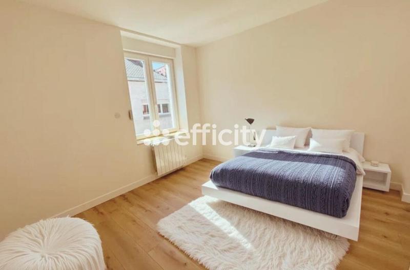 Maison - 83 m² - 4 pièces