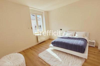 Maison - 83 m² - 4 pièces