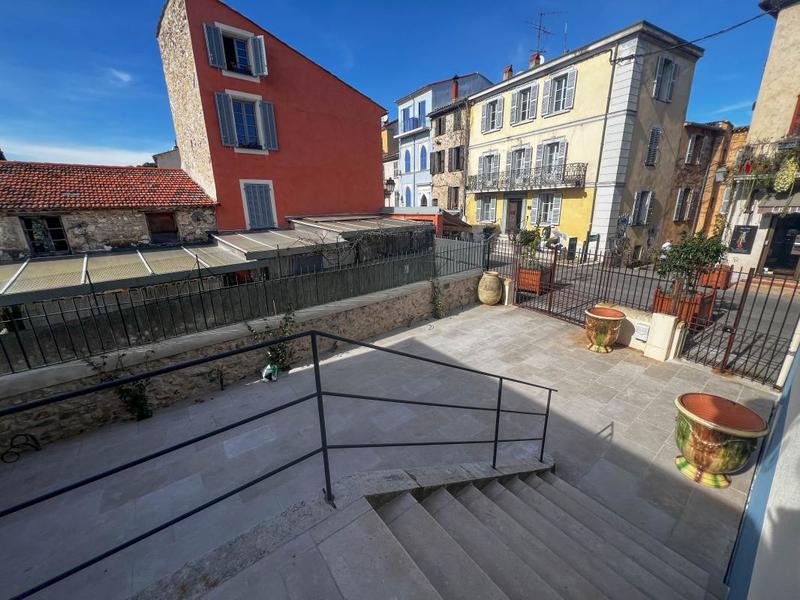 Maison de village - 208 m² - 6 pièces