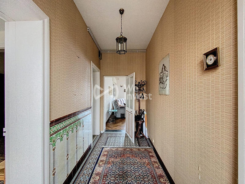 Maison - 184 m² - 7 pièces