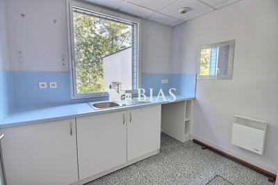 Bureau - 192 m²