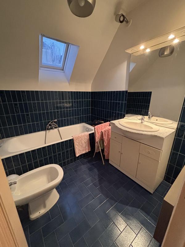 Maison - 122 m² - 6 pièces