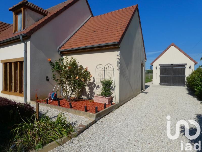 Maison - 180 m² - 7 pièces