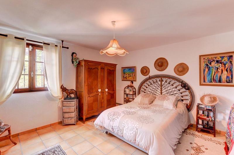 Villa - 231 m² - 5 pièces