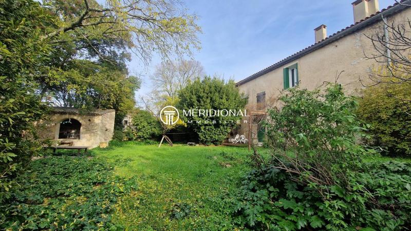 Maison de maîtres - 350 m² - 11 pièces