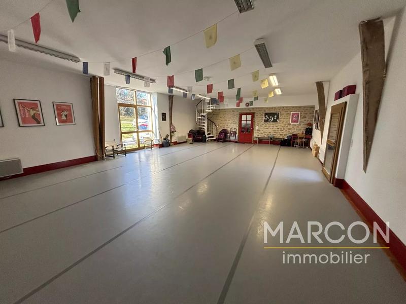 Maison - 191 m² - 3 pièces