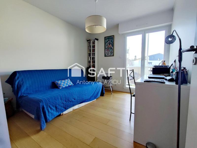 Appartement - 102 m² - 4 pièces