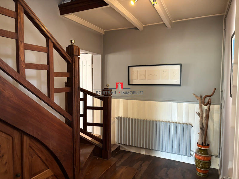 Maison - 159 m² - 6 pièces