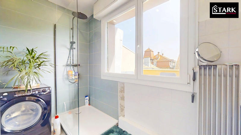 Appartement - 80 m² - 4 pièces