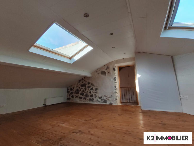 Maison - 179 m² - 6 pièces