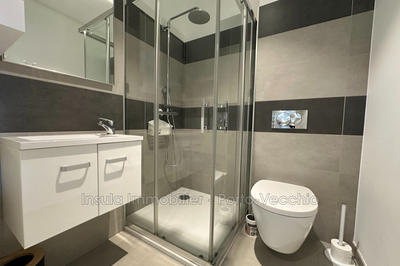 Appartement - 81 m² - 3 pièces