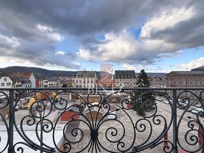 Appartement - 99 m² - 3 pièces