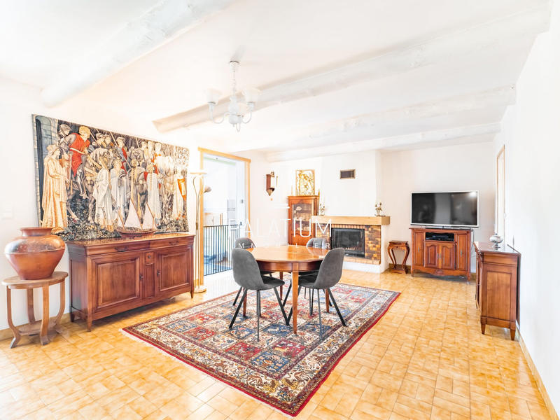 Maison - 144 m² - 6 pièces