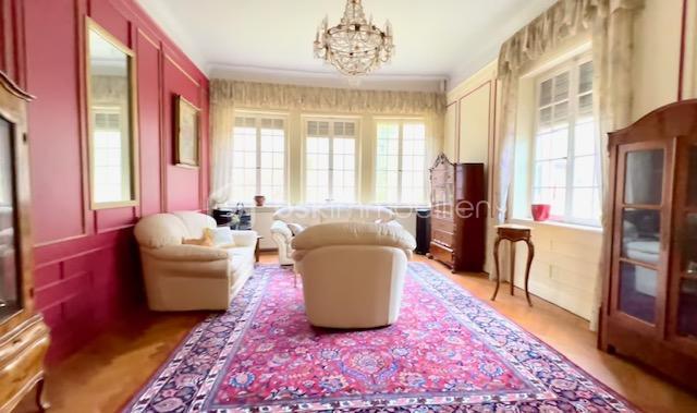 Demeure - 320 m² - 12 pièces