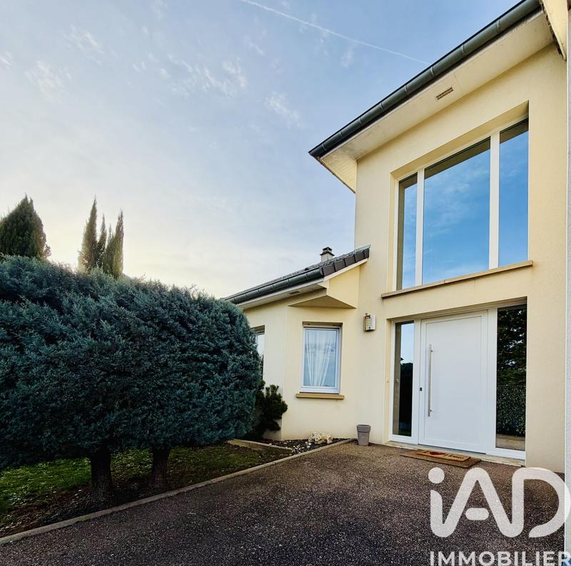 Maison - 136 m² - 6 pièces