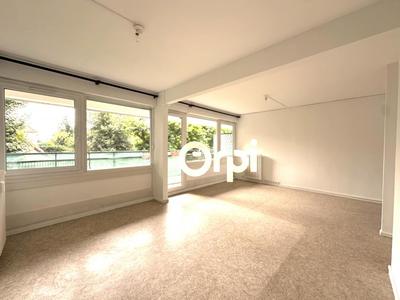 Appartement - 118 m² - 6 pièces