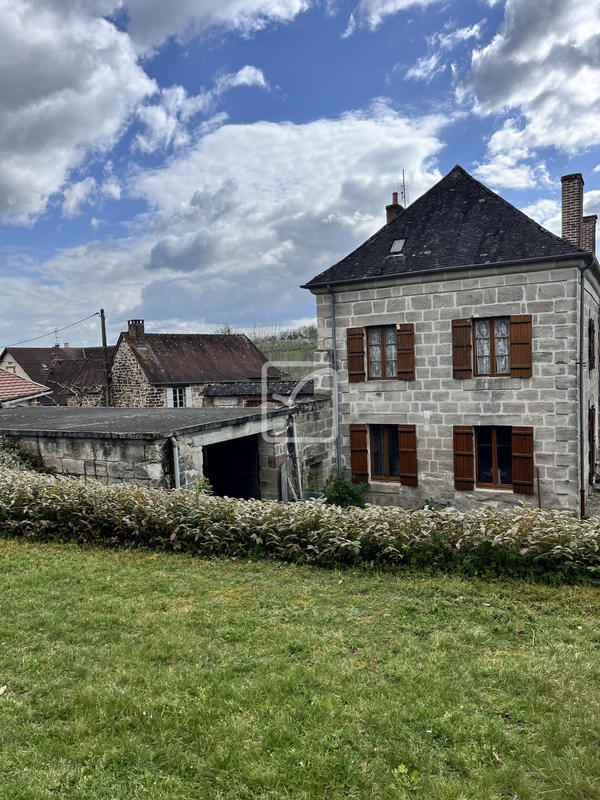 Maison - 110 m² - 6 pièces