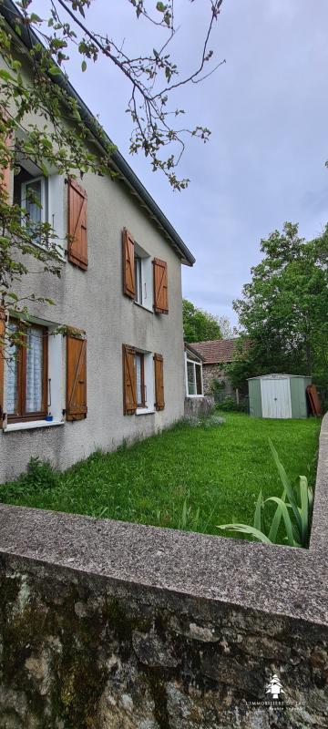 Maison en pierre - 95 m² - 5 pièces