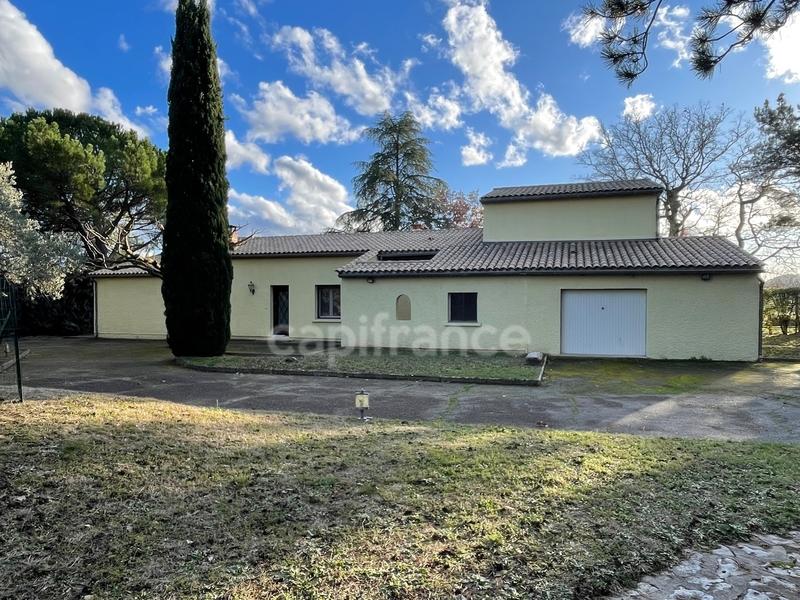 Maison - 165 m² - 6 pièces