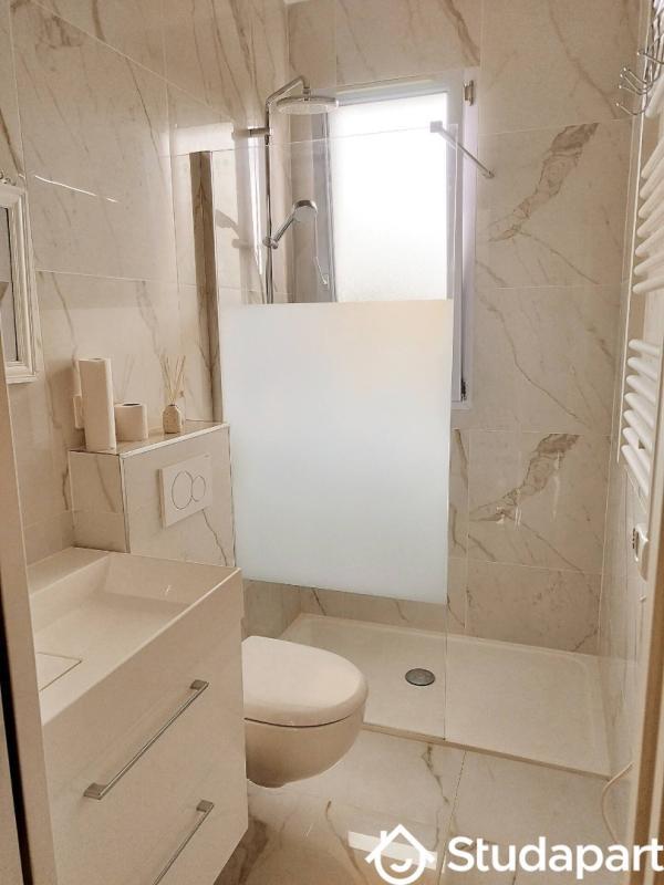 Chambre - 14 m² - 1 pièce