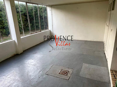 Villa - 80 m² - 5 pièces