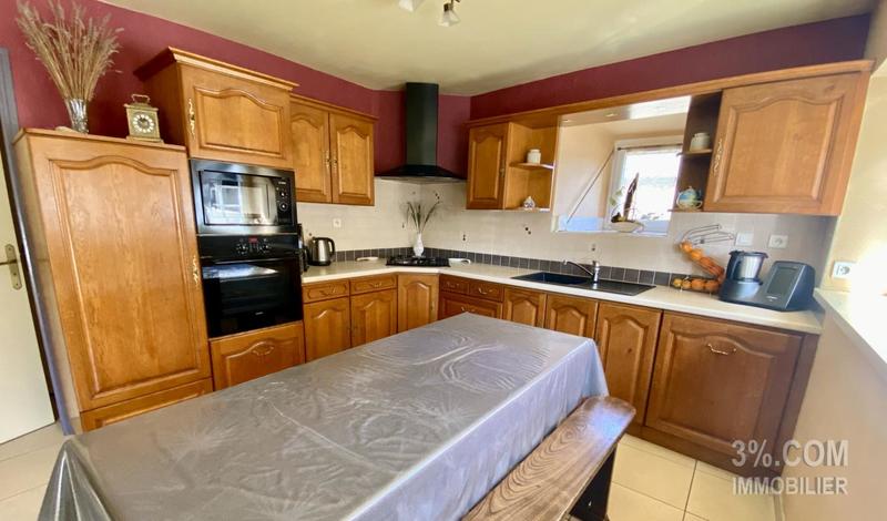 Propriété - 136 m² - 6 pièces