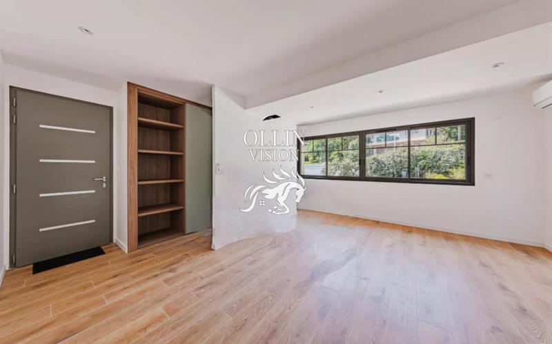 Villa - 270 m² - 7 pièces