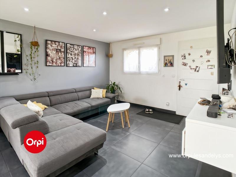 Maison - 90 m² - 6 pièces