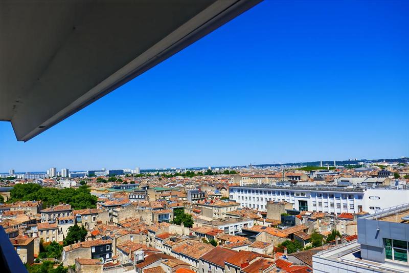 Appartement - 111 m² - 4 pièces