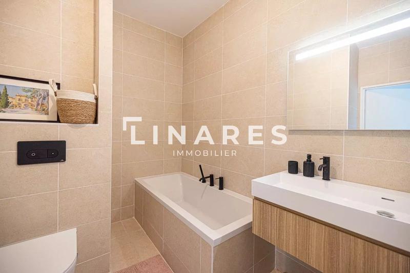 Appartement - 104 m² - 4 pièces