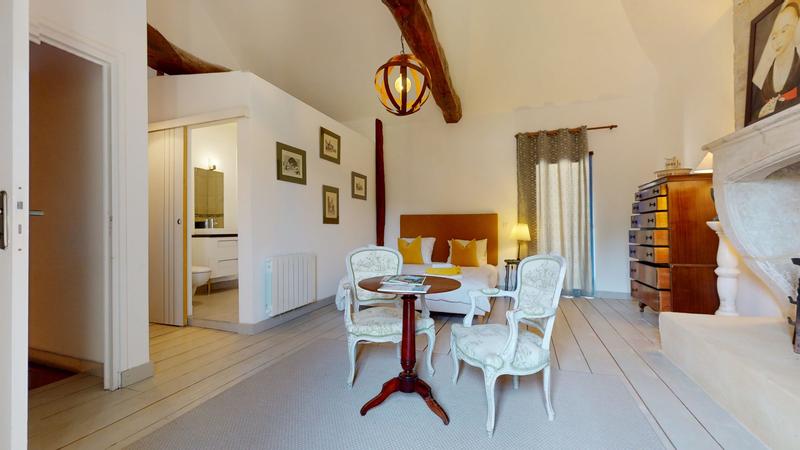 Maison traditionnelle - 514 m² - 15 pièces