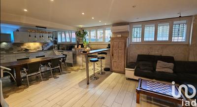 Appartement - 117 m² - 5 pièces