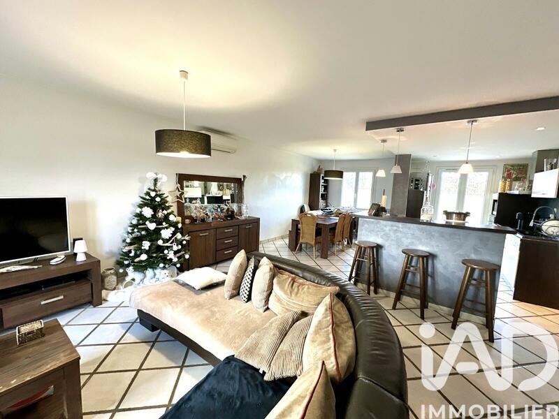 Maison - 88 m² - 5 pièces